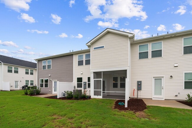 Building Photo - *Showings unavailable until August 1st!!*