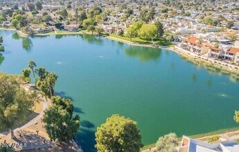 Building Photo - 11040 N 28th Dr