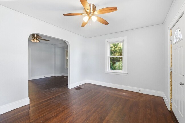 Building Photo - LEASING SPECIAL - sign a 13-month lease by 7/31/2026 and second month is free!