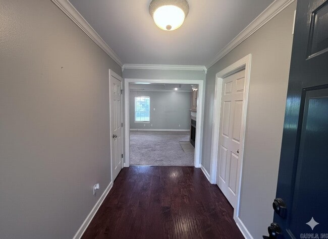 Building Photo - 1808 Airborn Dr