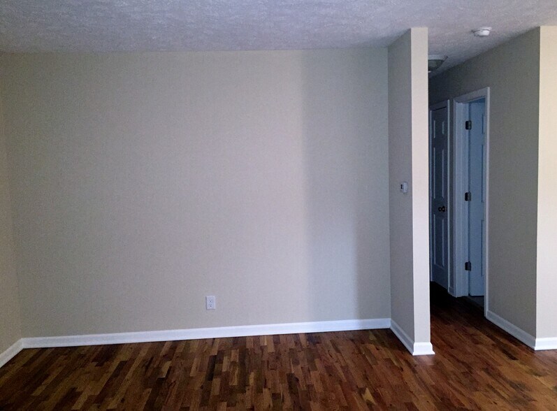 From living area into corridor for bathroom and bedroom - 3903 Cass St