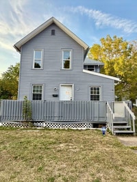 Building Photo - 238 S Maple St