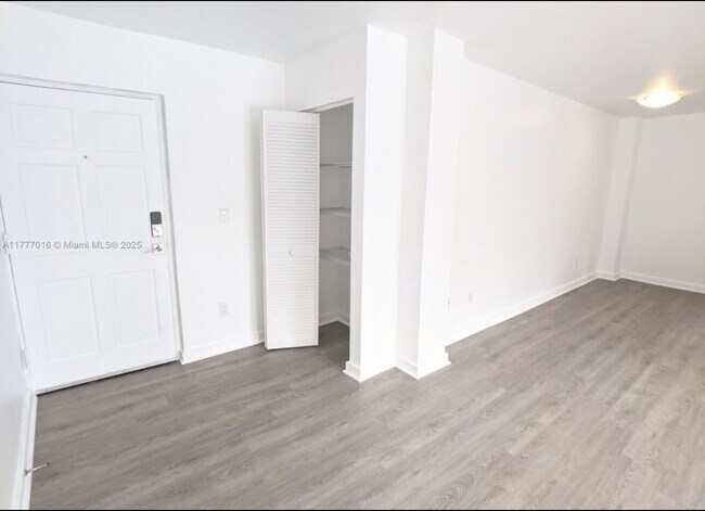 Building Photo - Northeast 64th Street, Miami, FL 33138 - 1 BR 1 BA condo