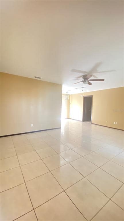 Building Photo - 5565 Telipa Dr