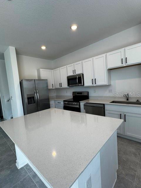 Building Photo - 2500 Skyline Lp