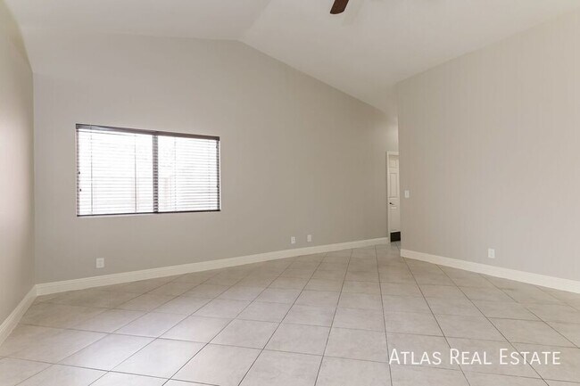 Building Photo - 5020 Chambliss Dr