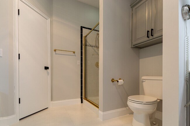 Building Photo - 17300 Zinc Dr