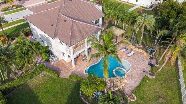 Building Photo - 11352 Regatta Ln