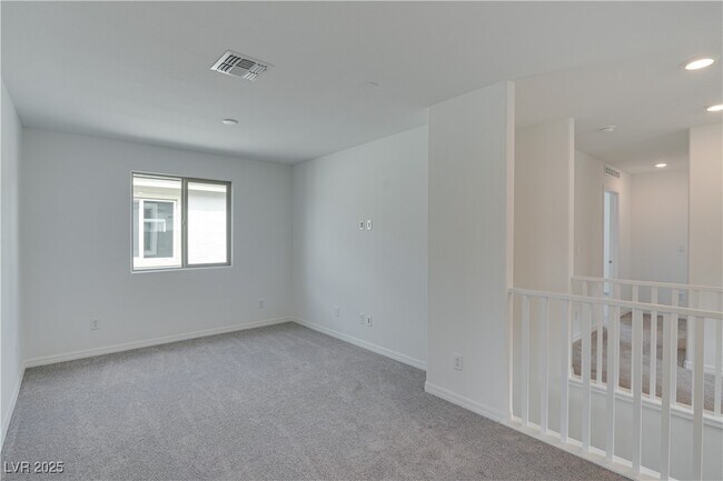 Building Photo - 10339 Dallington St