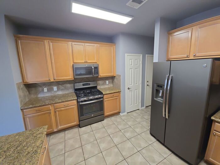 Building Photo - 13628 Oystercatcher Dr