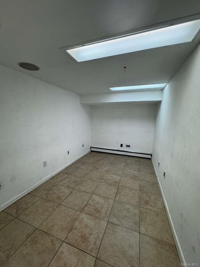 Building Photo - 18-44 College Point Blvd