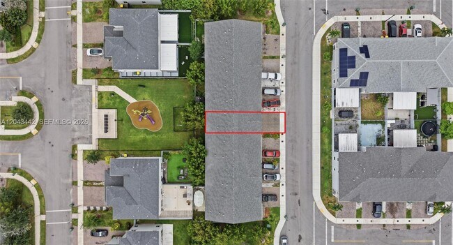 Building Photo - 1774 SE 9th Ave