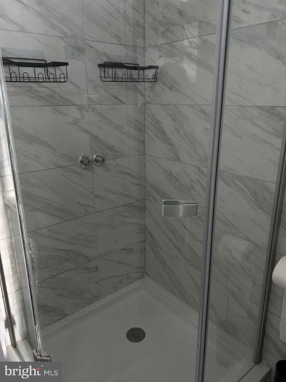 Building Photo - 3243 Lester Rd