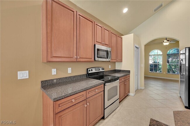 Building Photo - 12960 Seaside Key Ct