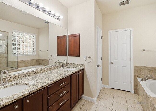 Building Photo - Welcome to this spacious two-story home located in the Enclave at Westover Hills on San Antonio's...