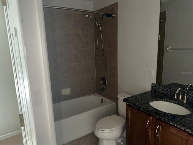 Building Photo - 2800 Birchcreek Dr