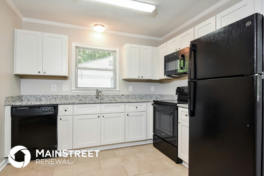 Building Photo - 4720 Cricklewood Dr