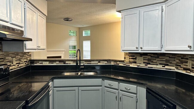 Building Photo - 4807 Pennant Pl