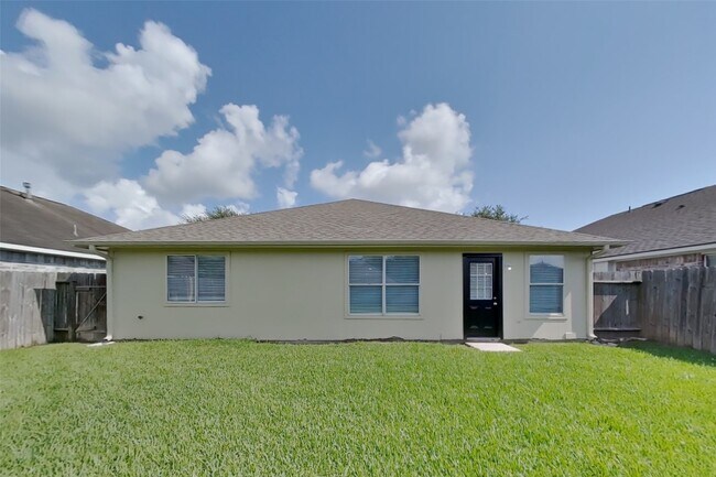 Building Photo - 12230 Scarlet River Dr
