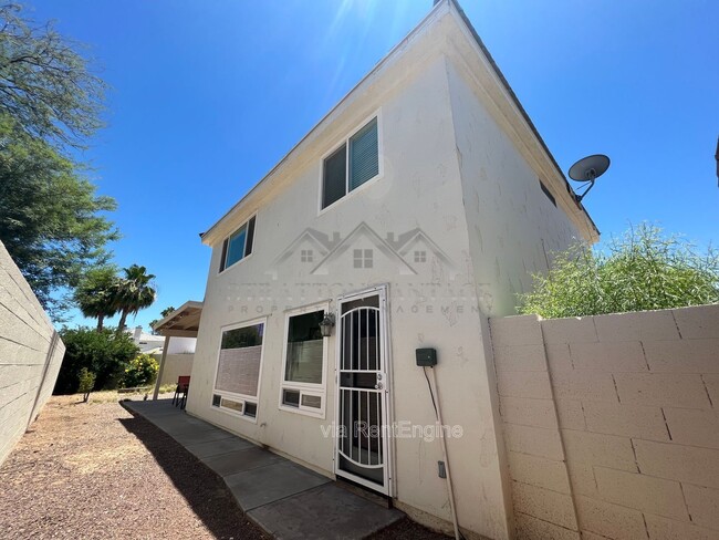 Building Photo - 3402 W Frankfurt Dr