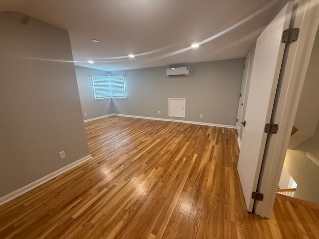 Building Photo - 2815 Acklen Ave