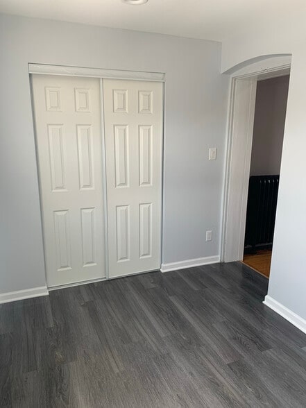 Building Photo - 8115 S Langley Ave