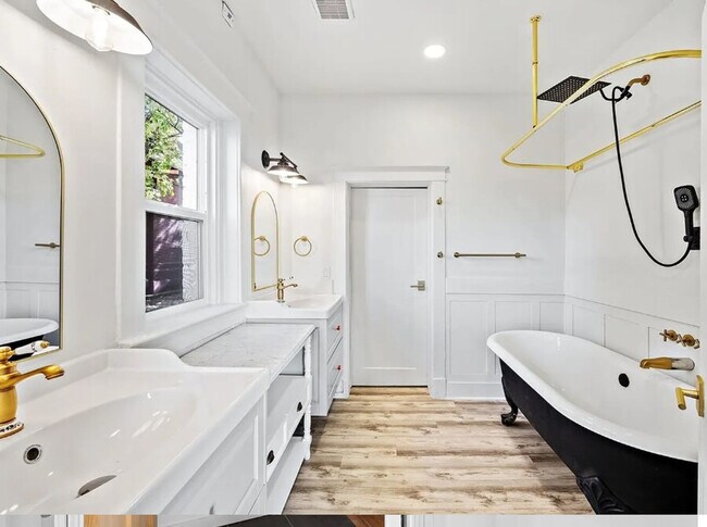 Building Photo - 2925 Curtis Street