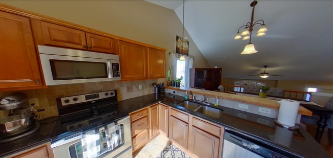 Building Photo - 3D Tour Available - Beautiful West-Side Home + Easy Access To Fort Riley! Available July 3rd!