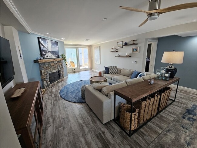 Building Photo - 31 Coddington St