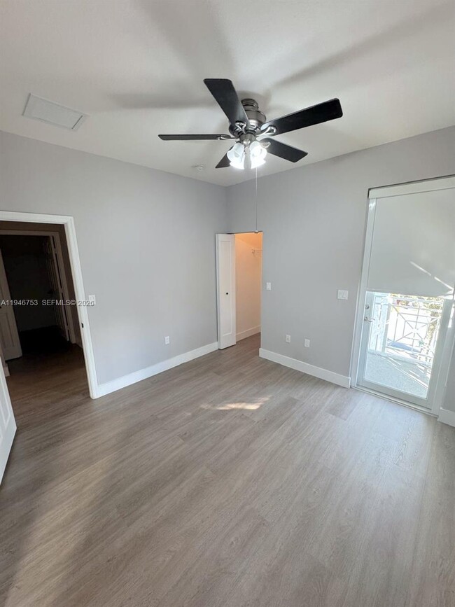 Building Photo - 11400 NW 75th Terrace