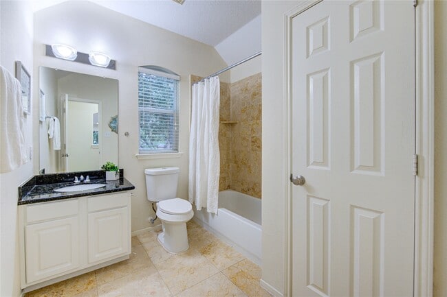 Building Photo - 2327 Centerbrook Ln
