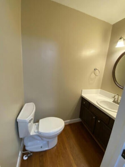 Half Bath - 1125 Clapper Ct