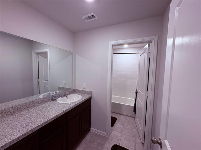 Building Photo - 16721 Porterfield Ln