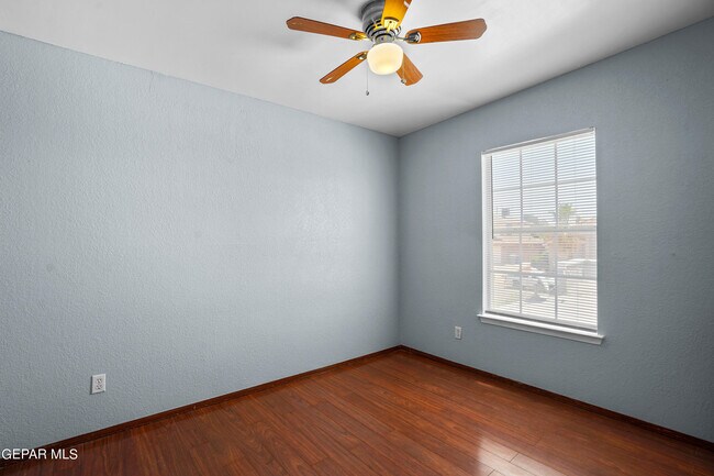 Building Photo - 1325 James Dudley Dr