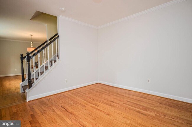 Building Photo - 7026 Elizabeth Dr