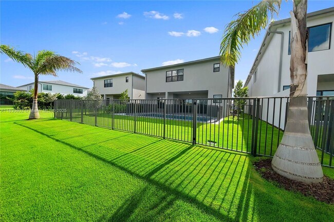 Building Photo - 20422 Southernwood Ave