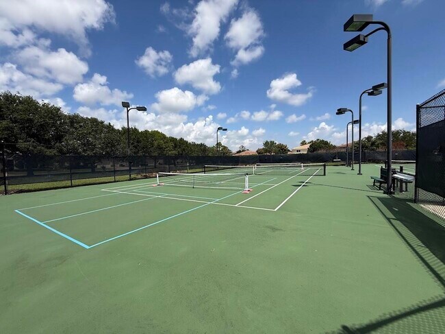 Building Photo - 5574 43rd Ct