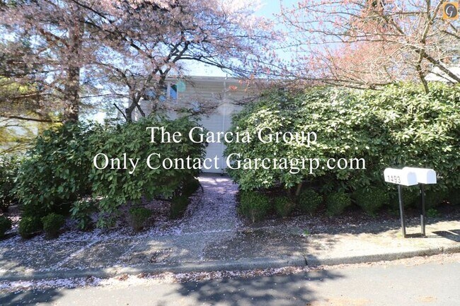 Building Photo - 1493 SW 66th Ave