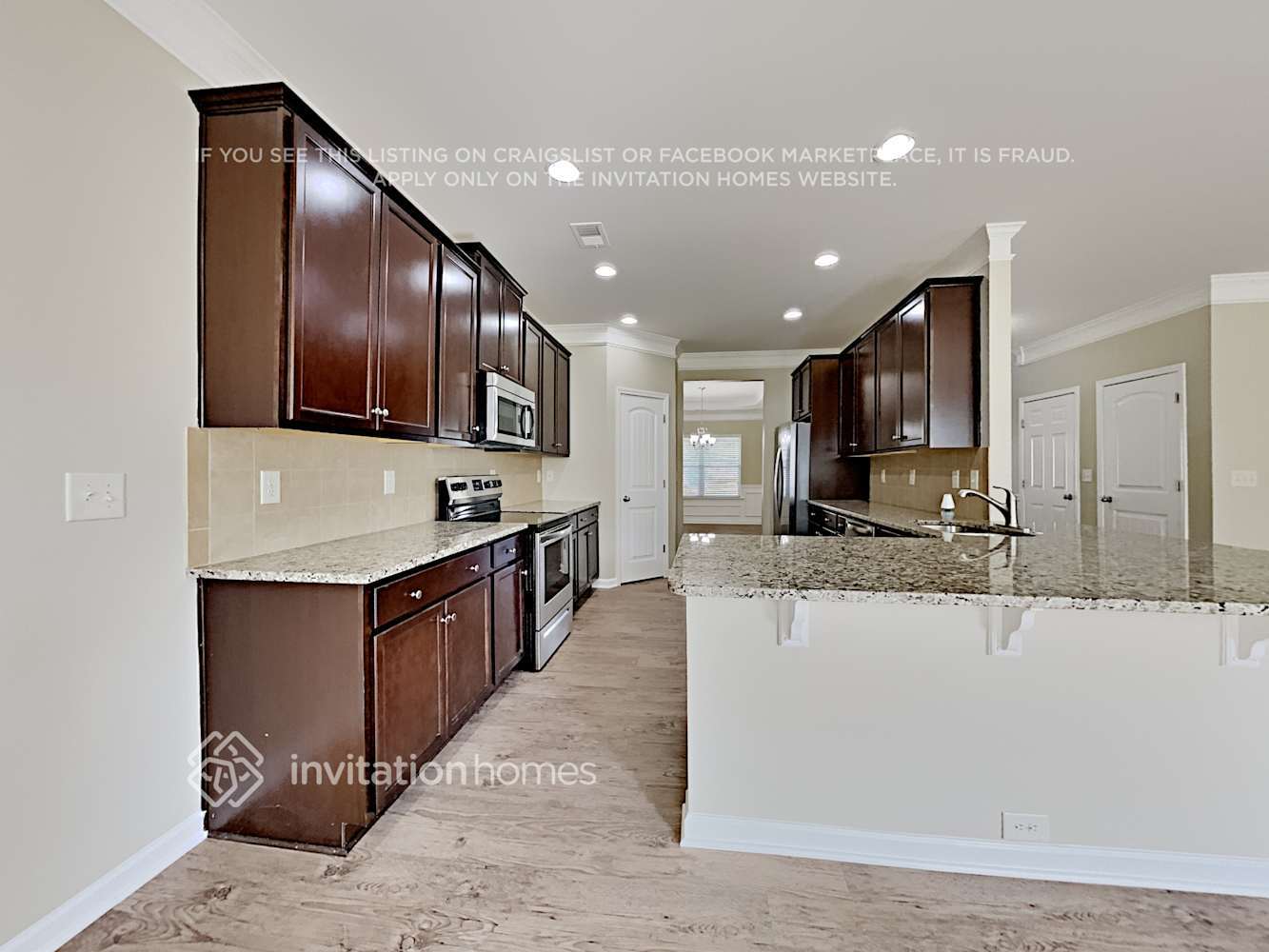 Building Photo - 856 Blind Brook Cir