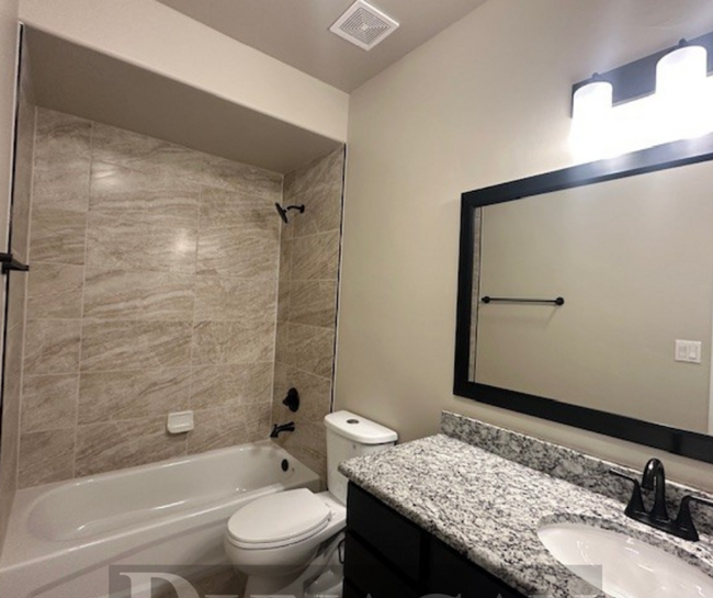 Building Photo - The Luke floor plan 3 Bedroom 2 bath Water...