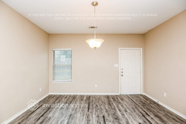 Building Photo - 1609 Vineridge Ln