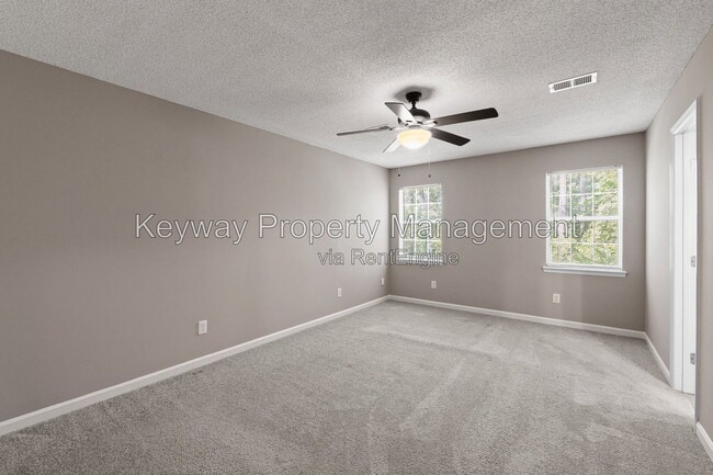 Building Photo - 4263 Waylon Dr