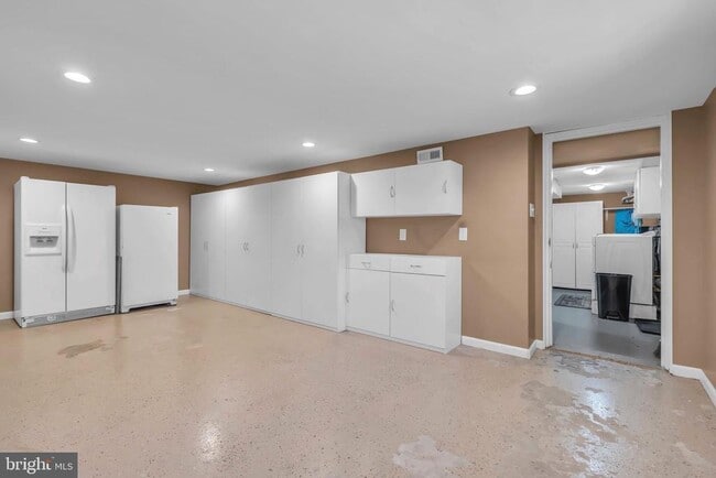 Building Photo - 721 Rancocas Ave