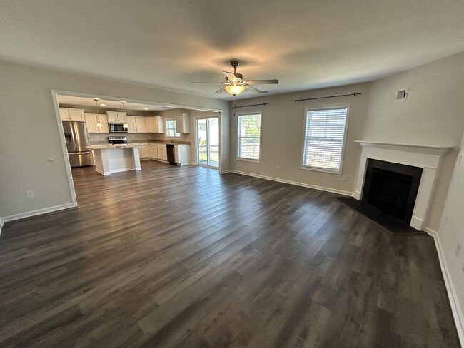 Building Photo - 144 Sunny Pt Lp