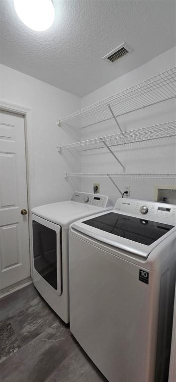 Building Photo - 4322 Dewberry St