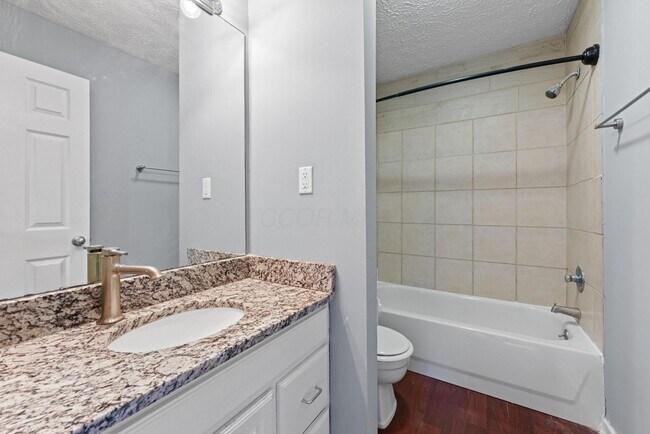 Building Photo - 444 Edinburgh Rd