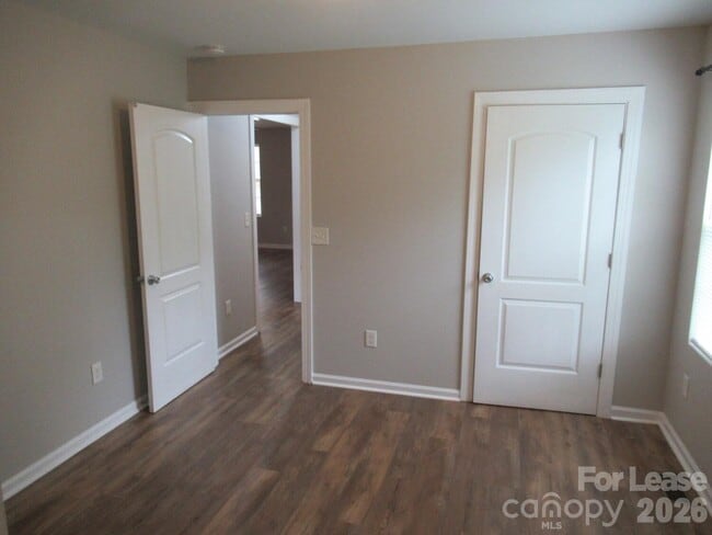 Building Photo - 4584 Maiden Hwy