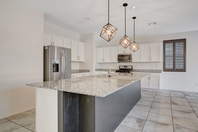 Building Photo - 5128 Granite Basin St