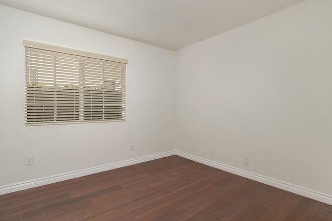 Building Photo - **PRIME RANCHO PENAQUITOS LOCATION**LUSH L...