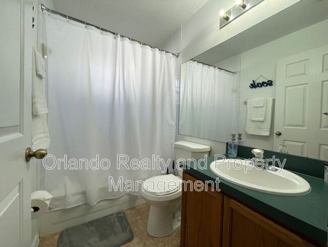 Building Photo - 5721 Rywood Dr